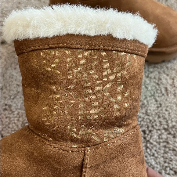 MICHAEL Michael KORS HAEDYN Boots with Fur Trim Toddler Girls.Sz 7 - Picture 3 of 10